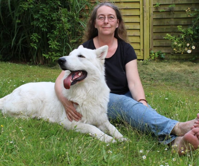 Tierheilpraktikerin Nicole Liebrich Köln Nicole Liebrich Tierheilpraktikerin